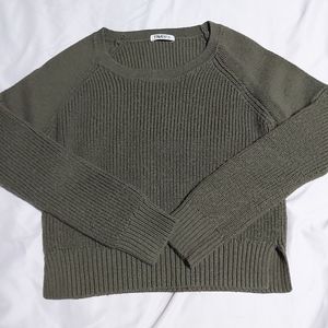 Aritzia/TNA army green Long sleeve